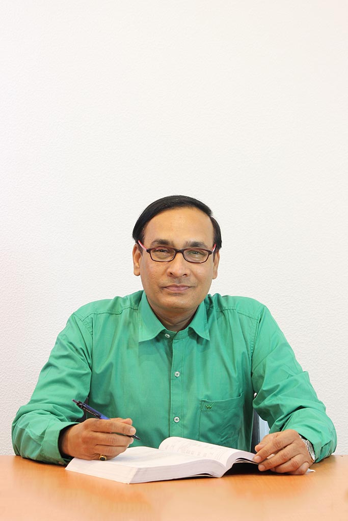 Dr. Rahul Pandey
