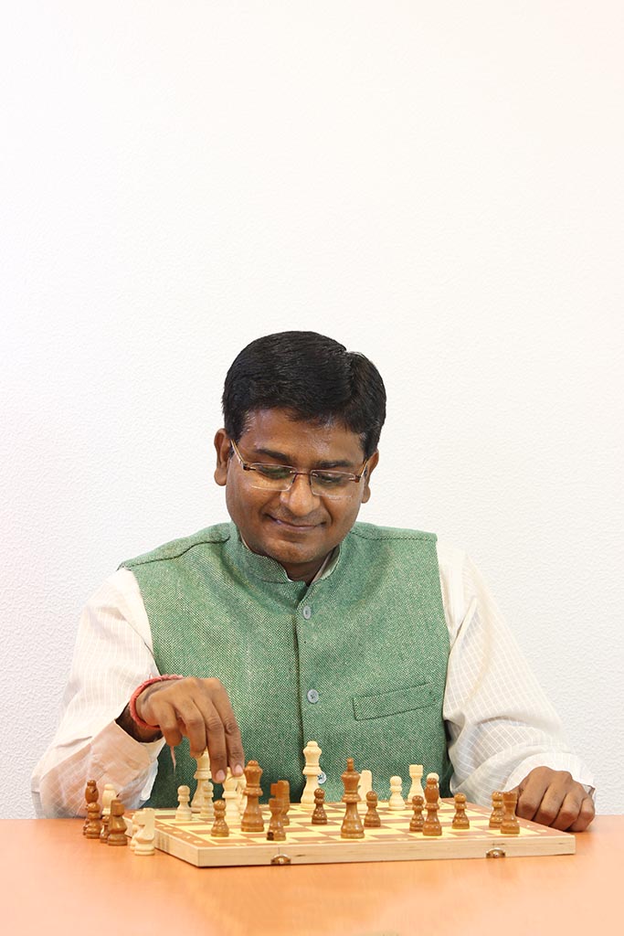 Mr. Nikhil Maheshwari